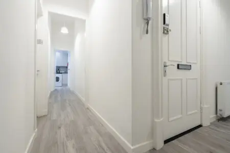 84dbd816d8e8000f76983bf9212759ecb6dbfff740de1ec2c737e66ee33dda18 a2f108e735 v0.jpg