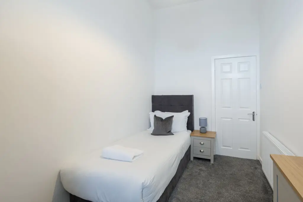 9fdab41160ec6d0fc44f9dd924498cb935cc24db6aa01eefecae65fbeb9c37be a2f108e735 v0.jpg