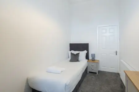 9fdab41160ec6d0fc44f9dd924498cb935cc24db6aa01eefecae65fbeb9c37be a2f108e735 v0.jpg