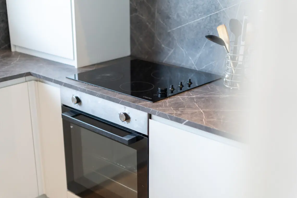 a4be3363adda8087cb6015c93c3566a937b4295a45a36fff1d92313562e73710 27fe1aa1e9 v0 w1280xh0 rDEF.jpg