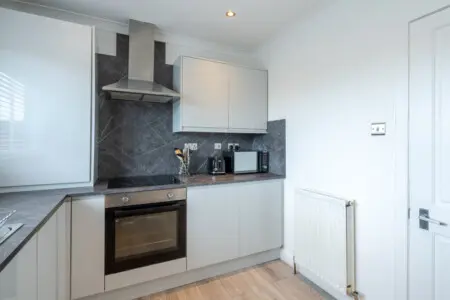 af6aea08e5fa13213cd036ea7adbb873d2e3a3a54366e9e667e6d04d45eb5c96 27fe1aa1e9 v0 w1280xh0 rDEF.jpg