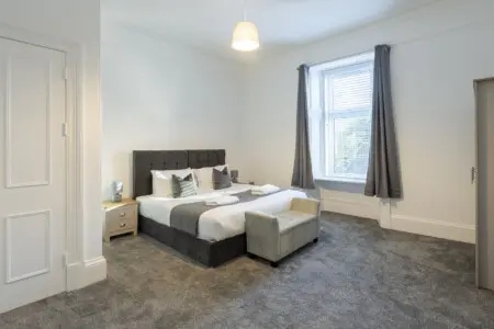 d42af30181240aad246c8f4b8c08ff3268f39054d1404275c92731b1e99d807f a2f108e735 v0.jpg