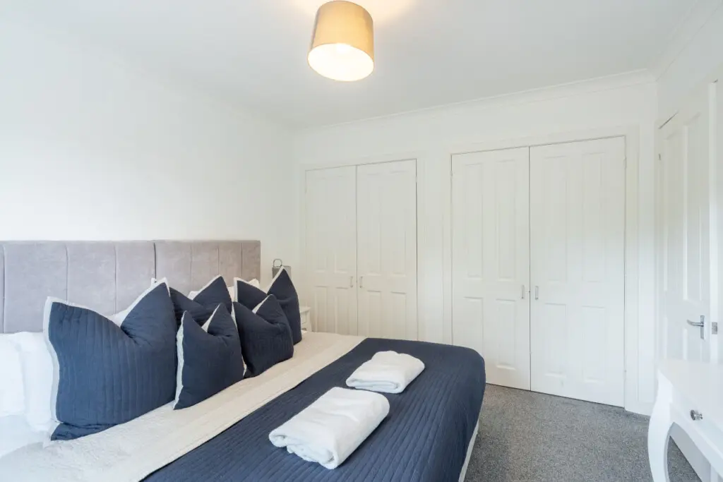 e0168474ab7d2345d5b5ed811ccf506cd944fb5d7d1526f76d3de790e026f7fa 27fe1aa1e9 v0 w1280xh0 rDEF.jpg