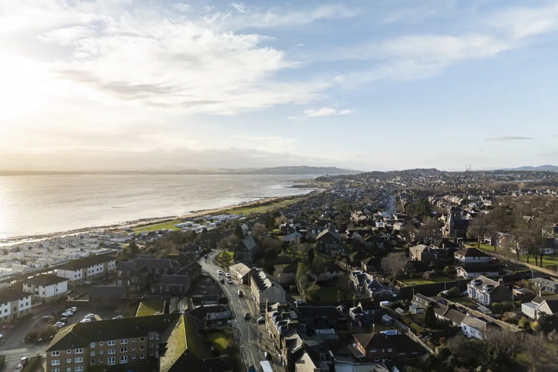 fc504000c5ec957227d8ef86340175aeaddf42fc774c3cb1d8f61b6a4bdb7ee8 a2f108e735 v0.jpg