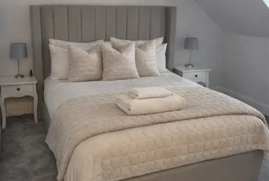 3956e4c9e8304206f33a4f560483b90bb1ab2a14e2dfe35e36ee6592fae6e04c 5e95f3093e v0.jpg