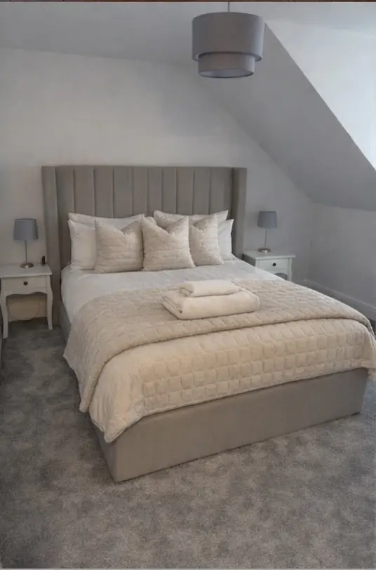 3956e4c9e8304206f33a4f560483b90bb1ab2a14e2dfe35e36ee6592fae6e04c 5e95f3093e v0.jpg