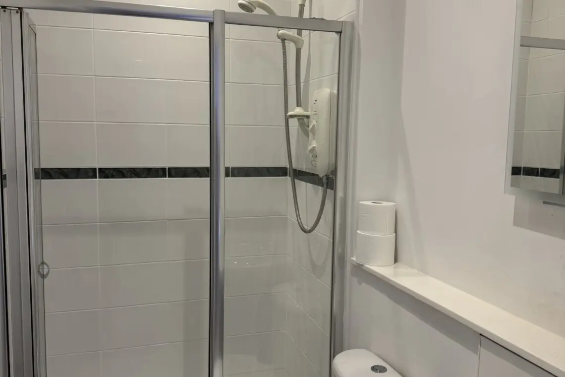 4687ba21c4e7f553dec8cd1c0355bdcd57bbf5db9e6520857beb39e596e585ea 5e95f3093e v0.jpg