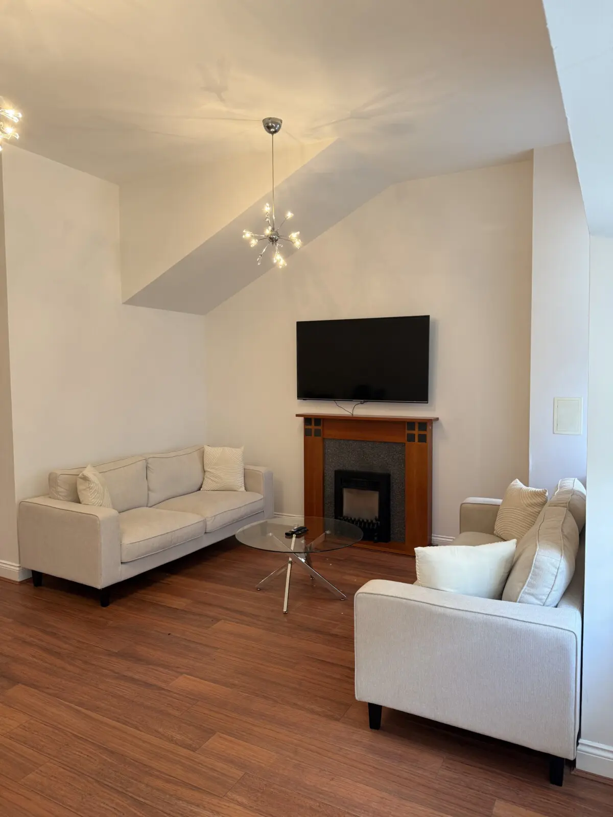 4d64a6a5d24d6c5a41124f39721a255e13a01b9ebb768421cb1a840728d73ebe 5e95f3093e v0.jpg