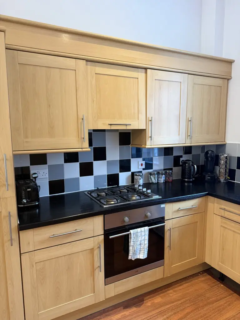 85fe9daada4a05590212d1f4a6db8204612c8cb7c8b16e1086bb9c654d25fa63 5e95f3093e v0.jpg