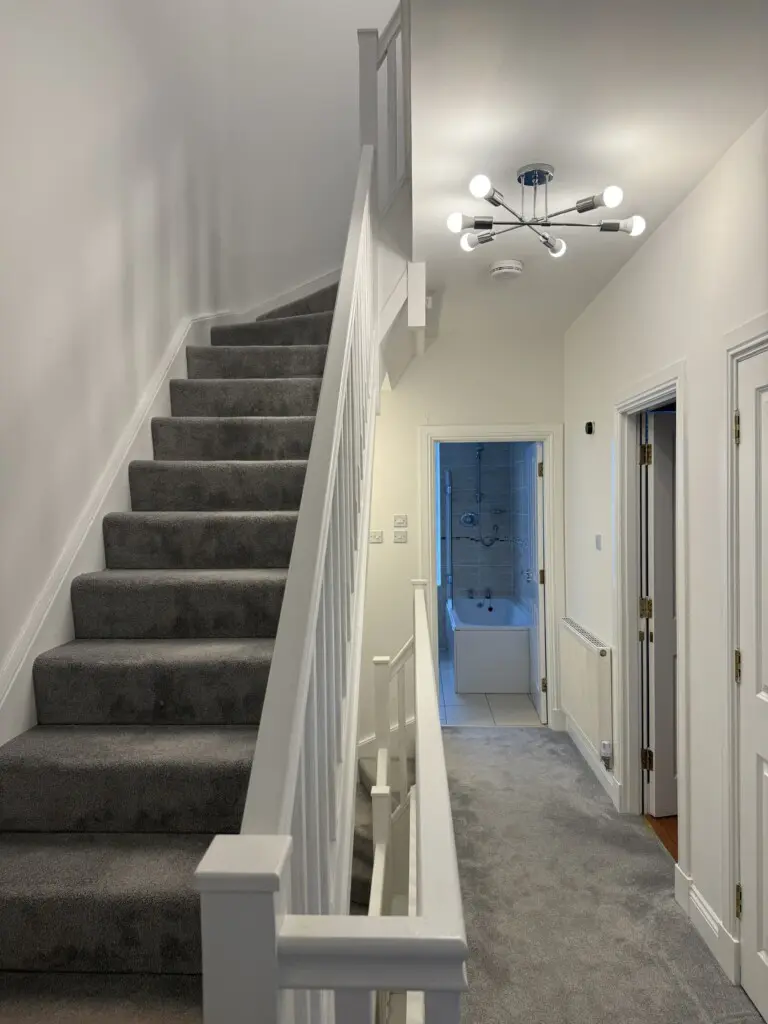 b5fb730666275d82c4a59661d29614230cd51982ece28566192cd9530cdf97f5 5e95f3093e v0.jpg