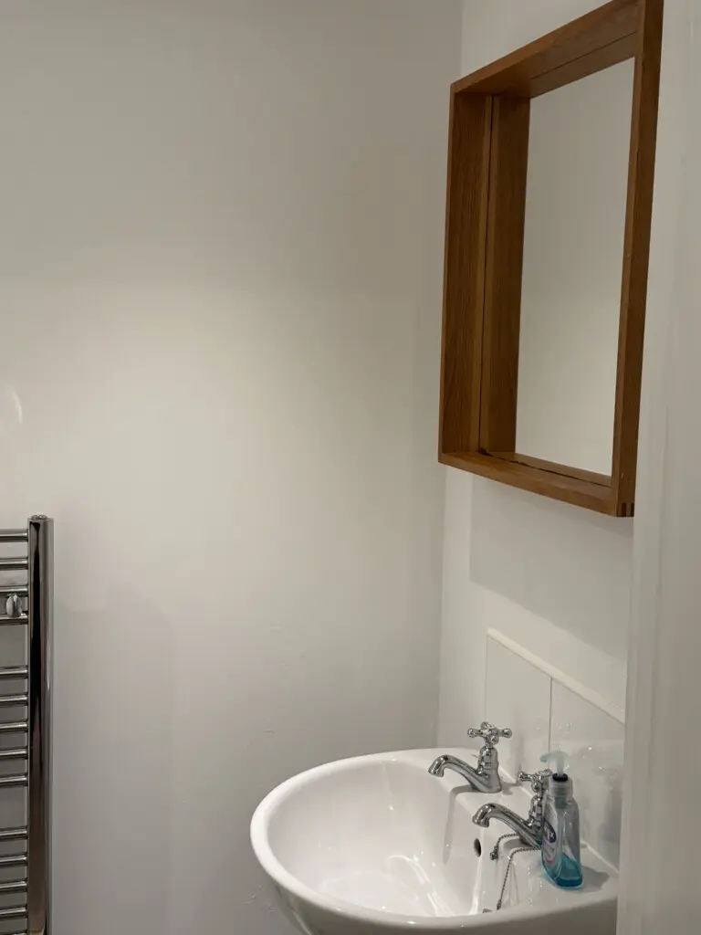 bd1e8c4d0b54d564637eb6eabf812529dda3fba17b047e7440ff68c626906fa2 5e95f3093e v0.jpg