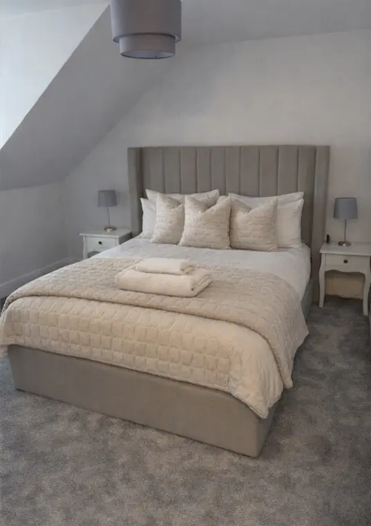 e4f6fe7d15a6cab6b97286efe64b6ac157311ebfdbf718c39f54b5ab44a0e1a6 5e95f3093e v0.jpg