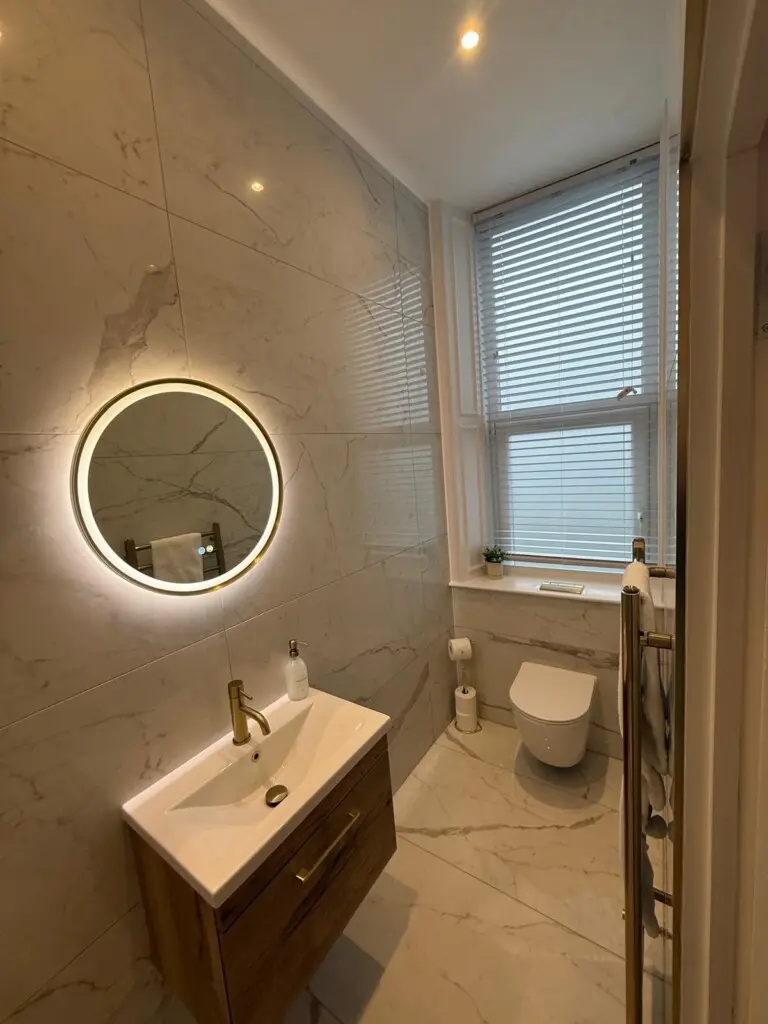 22bcf21c467856ec49484bf93913d0445e8cb300a3afe46e24a017154d51323b 3ac92a5fd0 v0.JPG.jpg