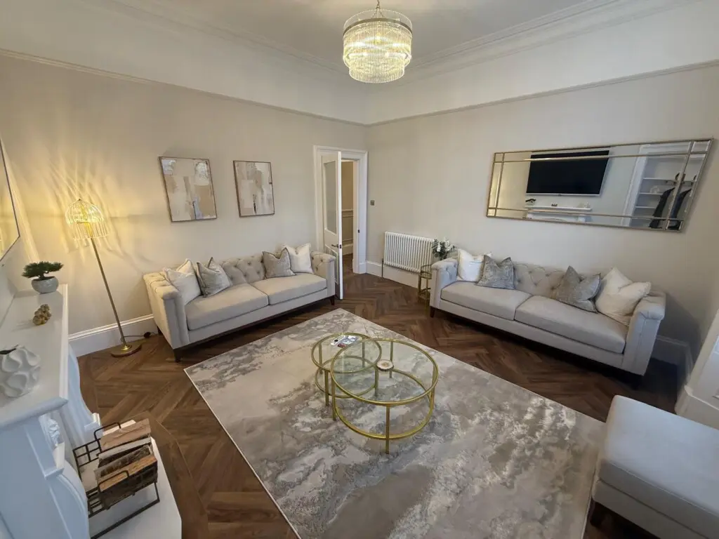 c6d37f37576bfe4fcb80d6c1bfec4fabd121724e2cffa38ea5bfd2f97d138fd1 3ac92a5fd0 v0.JPG.jpg