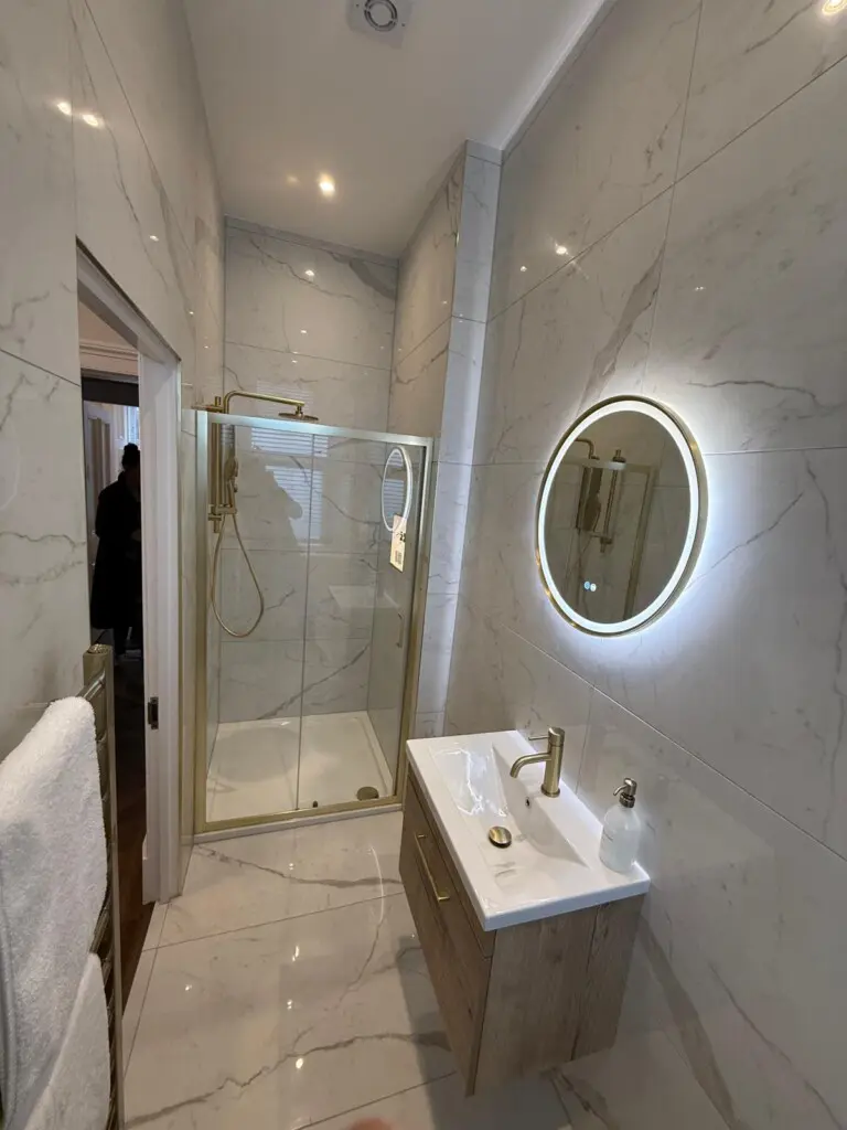 dbc66319e86a061260e44e607d7a353f8c73e9e42fd9659cc2da2484492de5cc 3ac92a5fd0 v0.JPG.jpg